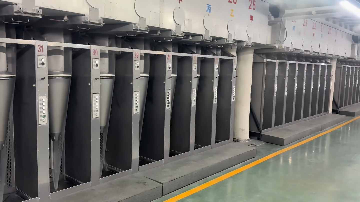 Polyester fiber spinning equipment